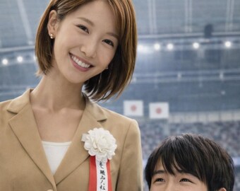 Cute Height Difference-Tall Woman Short Man Extreme Height Difference | Size Contrast Couple | Funny Visual | Digital Download