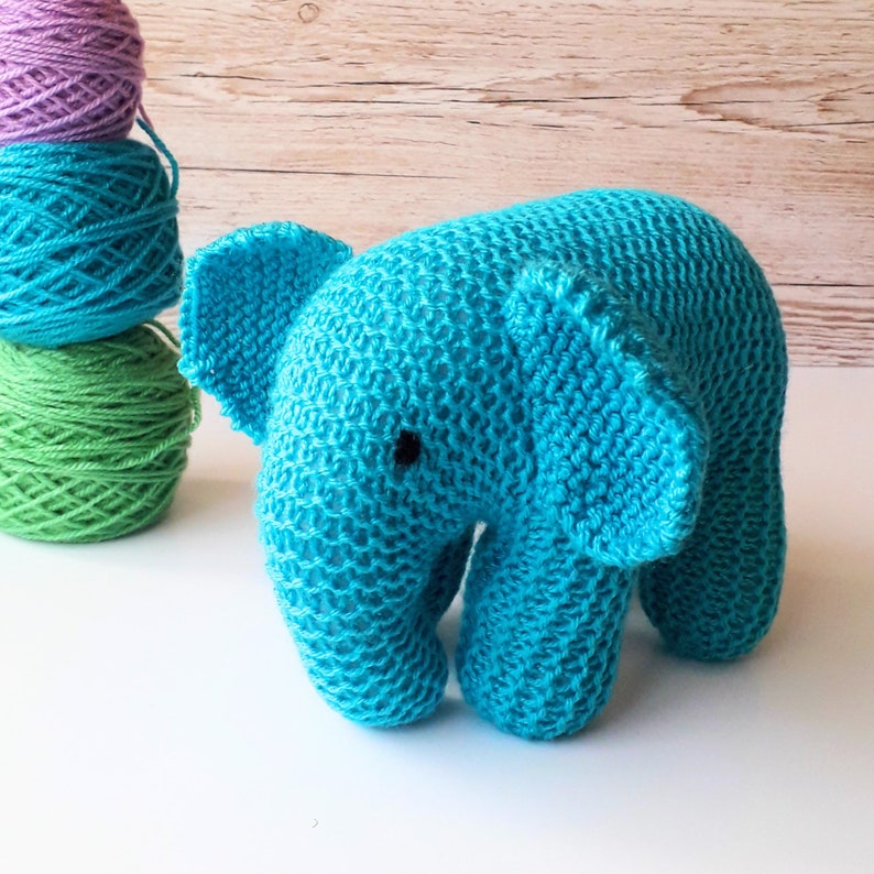 Baby Elephant Printed Knitting Pattern image 1