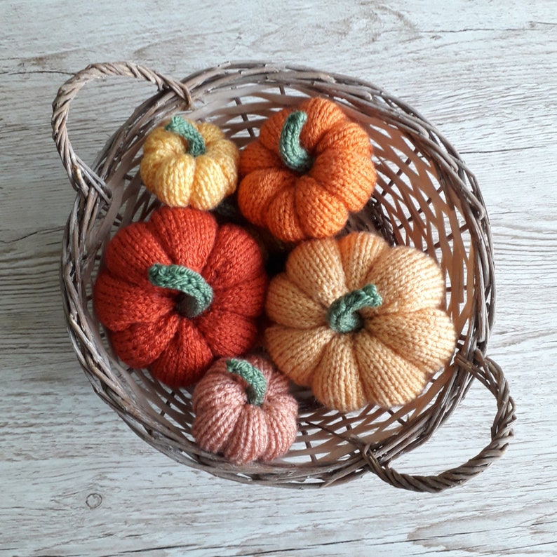 Easy Knitted Pumpkin Pattern Instant download image 1