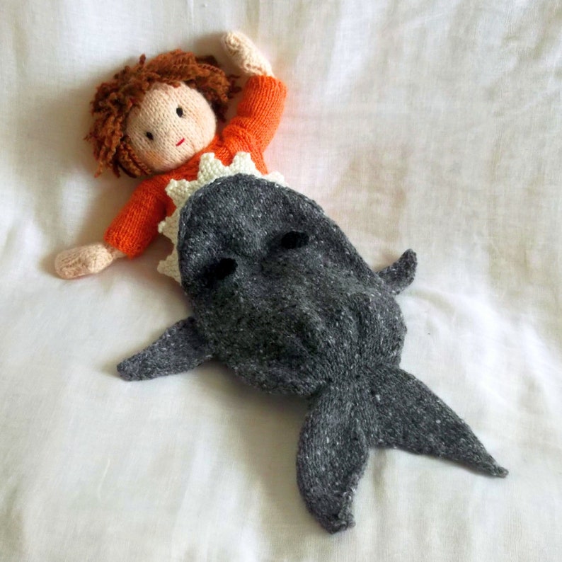 Dolls blanket Printed knitting Pattern Shark attack