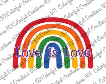 Puede incluir: Un diseño de arcoíris con las palabras "Love Is Love" en morado. El arcoíris presenta los colores rojo, naranja, amarillo, verde, azul y morado. El fondo es blanco con un patrón repetido del texto "Colorful Creations 601".