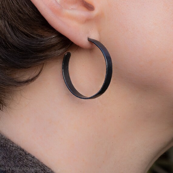 L-30 mm, W-30 mm 925 Sterling Silver Hoop Earrings L-30 mm, W-30 mm 925 Sterling Silver Hoop Earrings