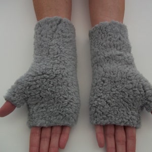 Sherpa Fingerless Gloves, Arm Warmers, Gray image 2