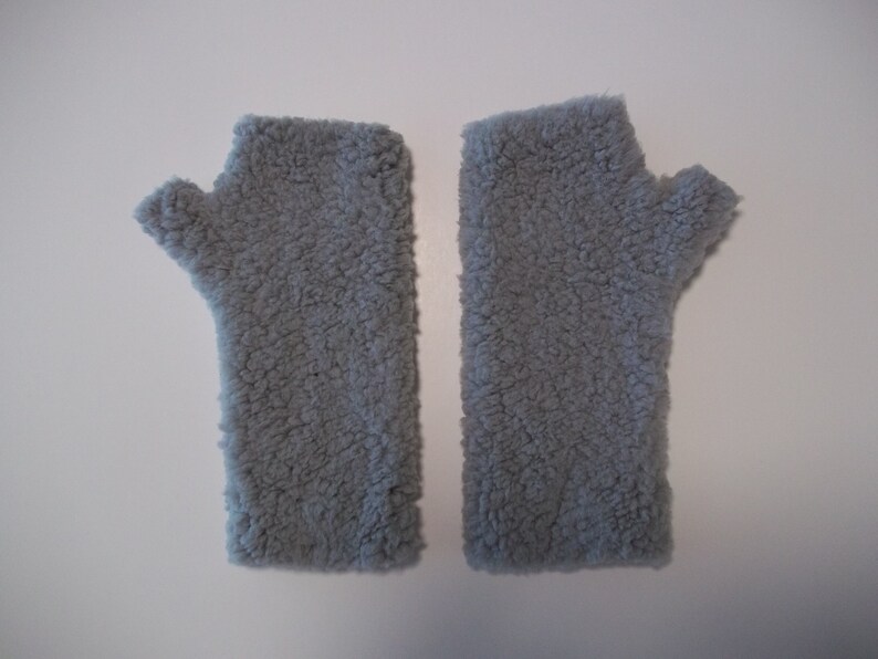 Sherpa Fingerless Gloves, Arm Warmers, Gray image 4