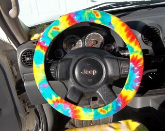 Plush Fleece Steering Wheel Cover, Bright Rainbow Tie Dye Swirl