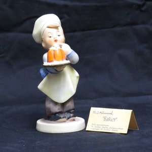 Goebel Hummel Baker Boy