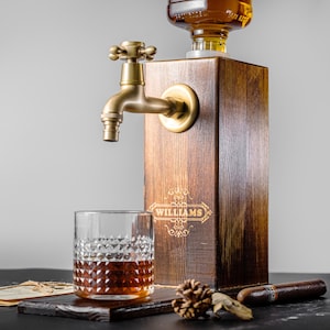 Bespoke Oak Wood Whiskey Dispenser for Home Bar Decor, Stylish Liquor Dispenser, Beverage Dispenser,Unique Liquor Gift for him, Wedding Gift
