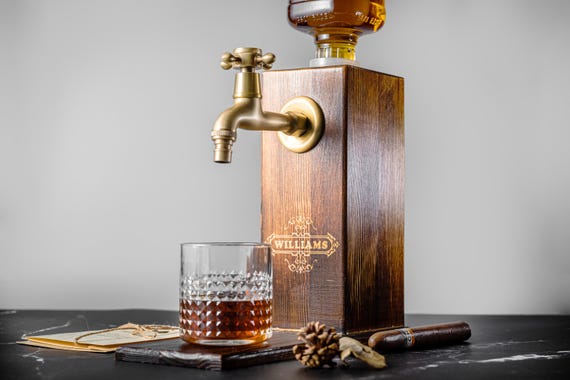Bespoke Oak Wood Whiskey Dispenser for Home Bar Decor, Stylish Liquor Dispenser, Beverage Dispenser,Unique Liquor Gift for him, Wedding Gift