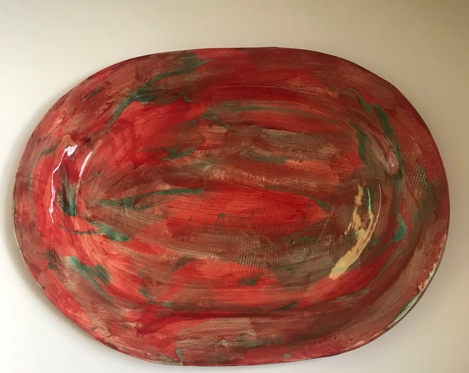 Red and green platter