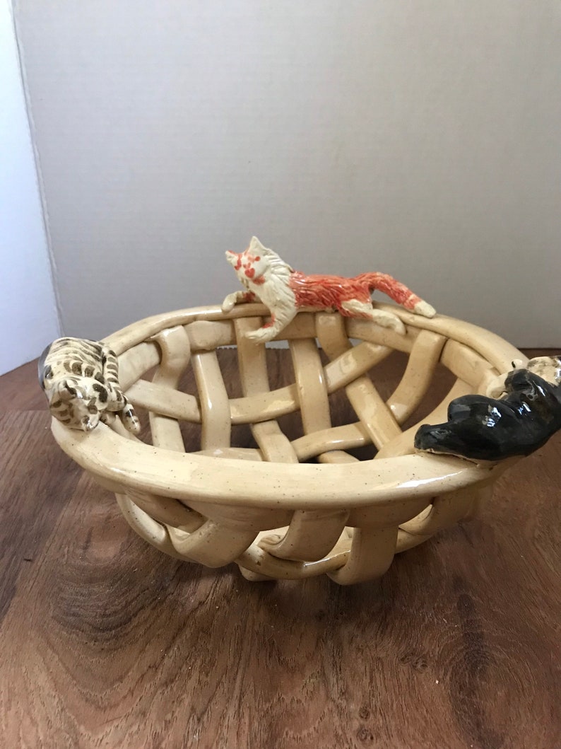 Custom cat bowl image 4