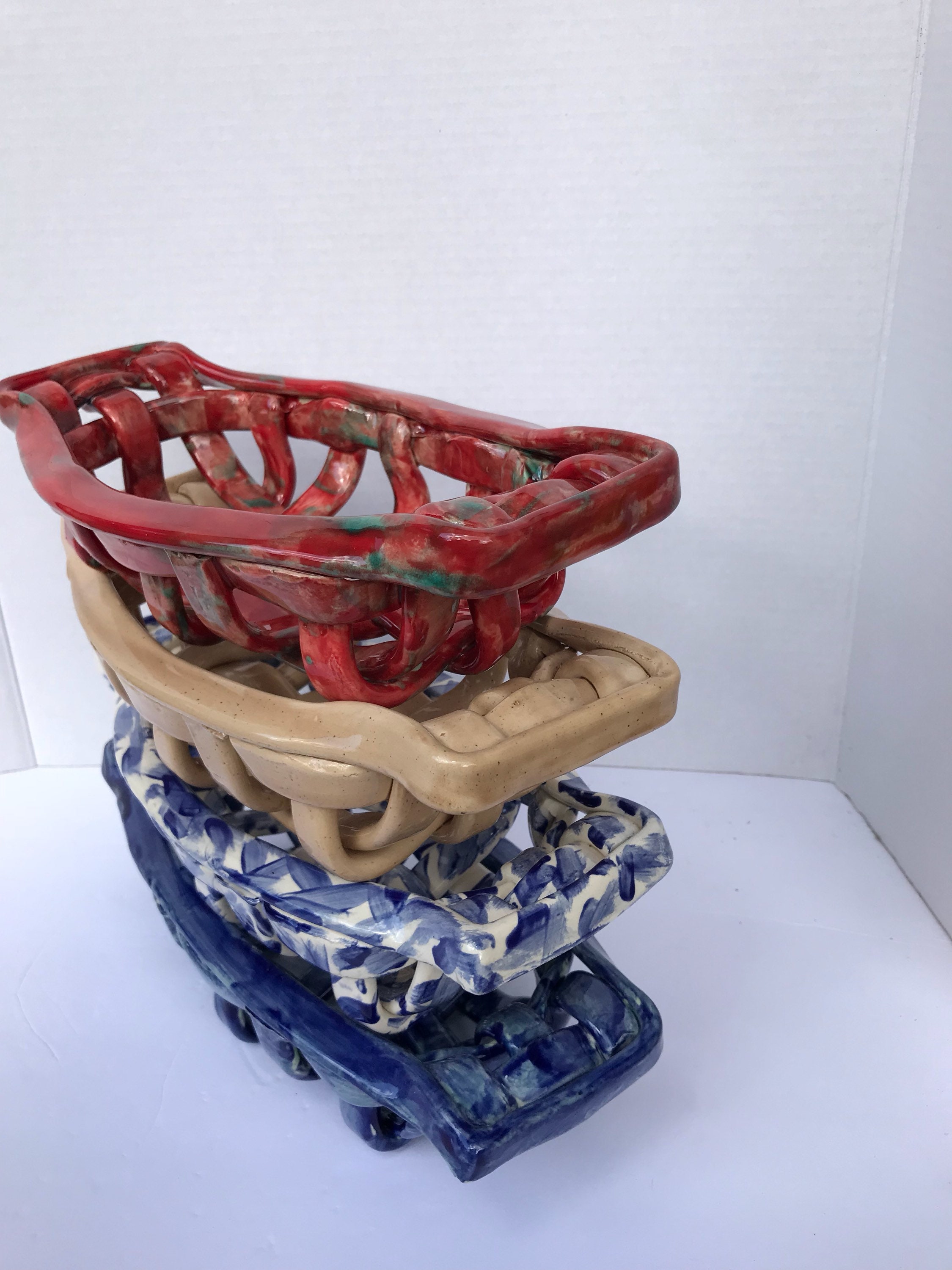 Ceramic bread basket