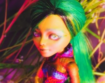 Custom Art Doll OOAK Monster High Repaint Jinafire – modern Chinese dragon