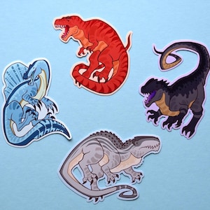 Leuke en leuke stickerbundel met dinosaurus-carnivoor en theropode: spinosaurus, giganotosaurus, saurophaganax en tyrannosaurus rex