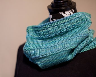 PDF Knitting Pattern - Hunter Cowl