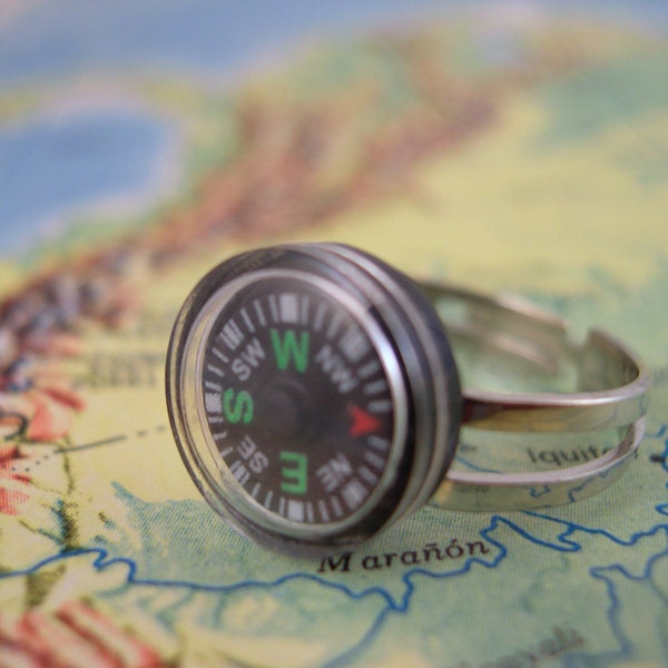 Black and Green Compass Ring