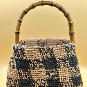 Natural Raffia Handmade Crochet Tote Bag with Bamboo Handle , Boho Checkered Pattern Eco-Friendly Straw Style Summer Purse