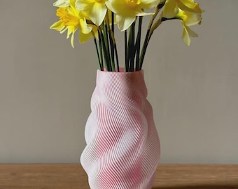Pink 3D-Printed Vase with Inner Water Tube – 18 cm Modern Decorative Flower Vase, Eco-Friendly Design