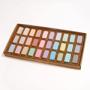EARTHBERRY Tenderness Set – Handmade Soft Dry Pastels Collection, 30 Colors