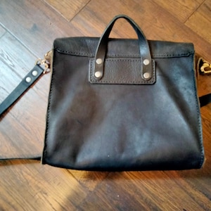 Leather messenger bag