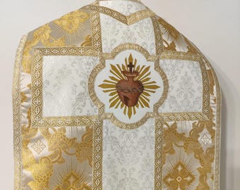 Traditional Roman Chasuble Set - White Liturgical Vestment with the Sacred Heart of Jesus with Stole, Maniple, Chalice Veil & Burse