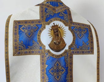 Casulla romana blanca mariana con conjunto