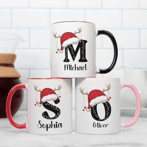 Taza navideña personalizada de 11 oz, taza con monograma de nombre familiar, taza navideña personalizada, taza de cerámica personalizada para regalo, taza de chocolate caliente personalizada