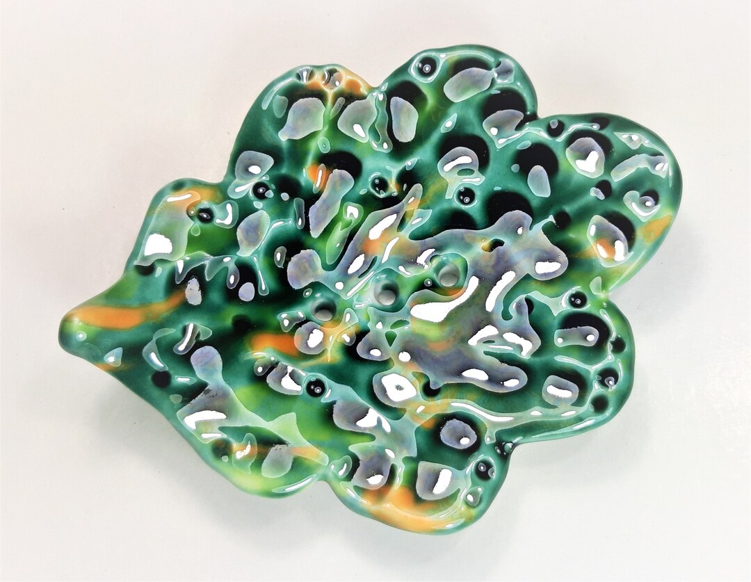 Green Ceramic Leaf Soap Dish, Stoneware Pottery Shampoo Bar Dish, Clay