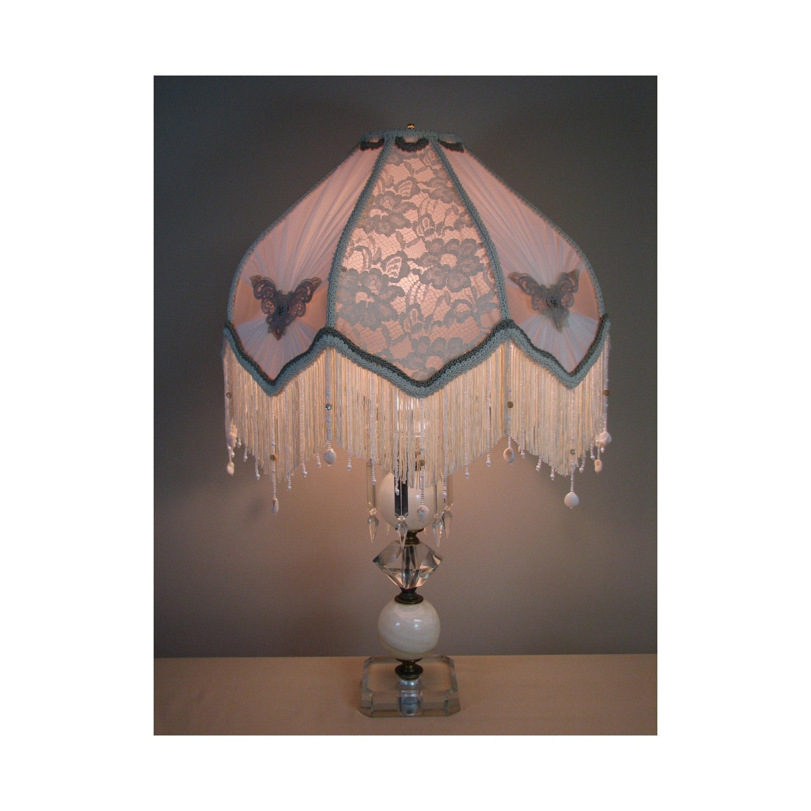 Vintage Table Lamp With Victorian, Old Table Lamp Shade