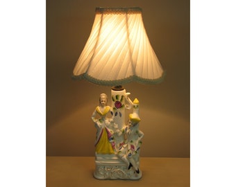 Small Vintage Table Lamp with Victorian Lamp Shade -The Courtship   0410