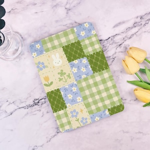 Green Fabric Patchwork iPad Case with Pencil Holder for 2024 Air 6 Air 4/5 iPad 10 10.9&quot; 7/8/9 10.2&quot; Pro 11&quot; 12.9&quot; 13&quot; iPad Mini 6/7 Case