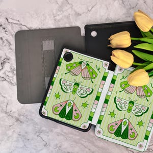 Green Insects Kindle Case Personalized Paperwhite Cover 2019 2022 2024 Kindle 6" Paperwhite 6.8" Kindle 10th 11th 12th Gen Case Cover image 6