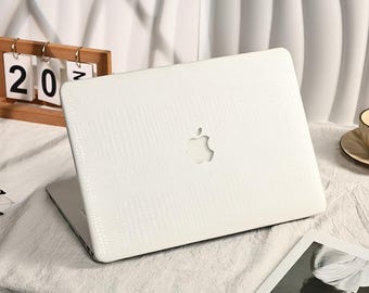 White Crocodile Leather Macbook Case Soft Surface Laptop Case for Macbook Air13/15/11 Pro14/13/15/16 2021 M2 M4 2022 2023 2024 Macbook Cover