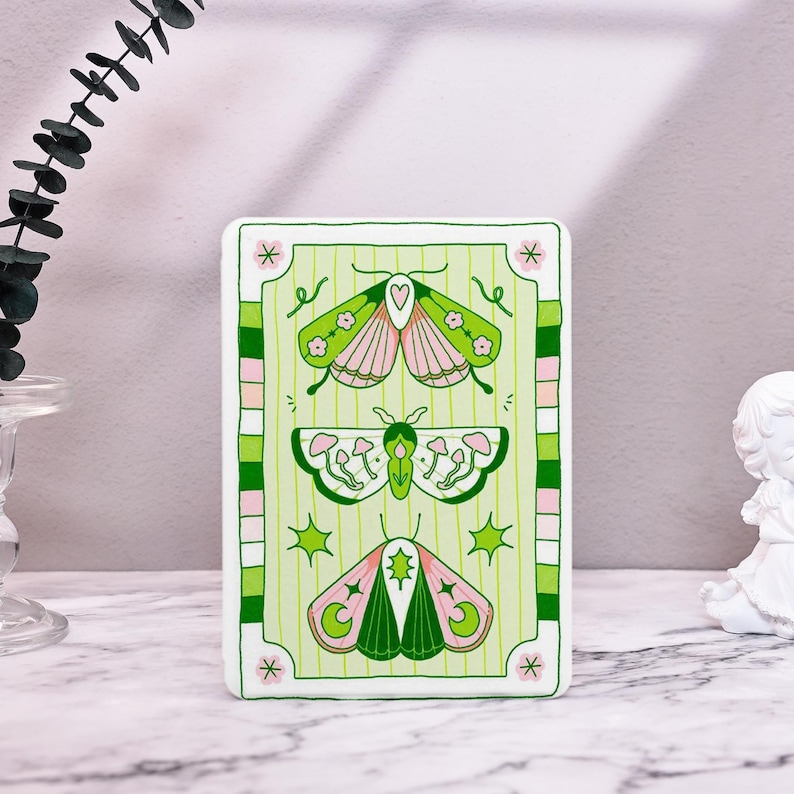 Green Insects Kindle Case Personalized Paperwhite Cover 2019 2022 2024 Kindle 6" Paperwhite 6.8" Kindle 10th 11th 12th Gen Case Cover image 1
