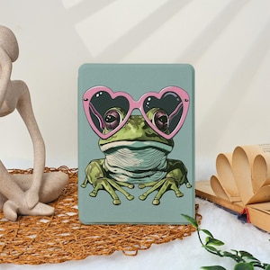 Lady Frog Kindle 11th Gen 6inch 2024/2022 Paperwhite 6.8&quot;/7&quot; Case With Hand Strap All New Kindle Case Kindle 10th Case Kindle Colorsoft Case