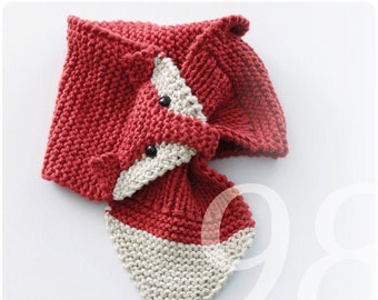 Knitting pattern for a fox scarf. In English. Scarf for girls and boys. Step by step explained. With a small knitting school.