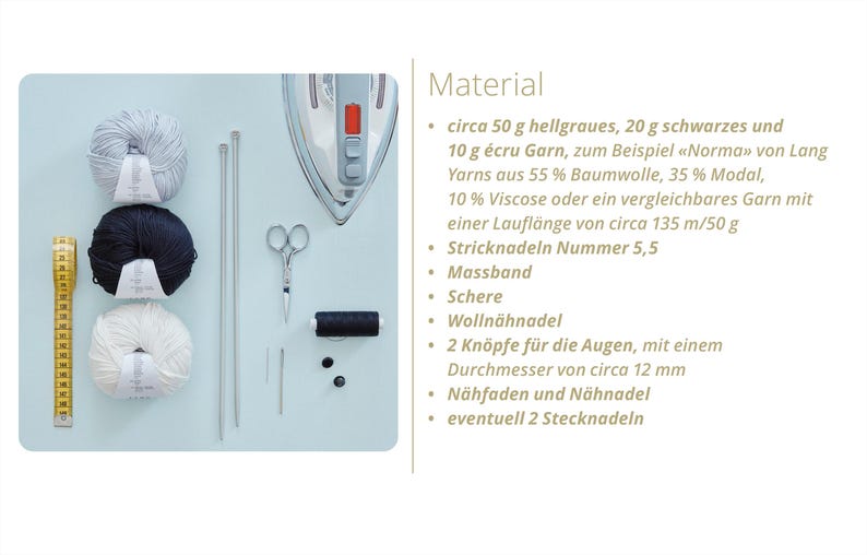 Puede incluir: Un kit de manualidades con tres ovillos de lana en gris, negro y blanco, junto con agujas de tejer, tijeras, una cinta m&eacute;trica y otros suministros de costura. Una plancha es visible en el fondo. La imagen tambi&eacute;n incluye texto en alem&aacute;n.