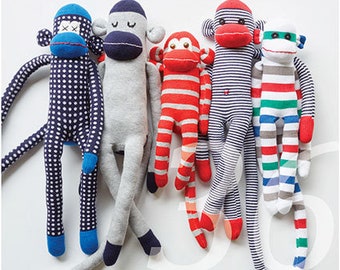 Sew sock monkeys. English sewing instructions for sewing monkeys from socks. Sock animals quick and easy. As an instant download.