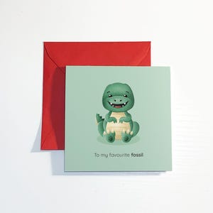 Carte de dinosaure personnalisée pour toutes les occasions. Jeu de mots mignon, impertinent ou personnalisé, à vous de choisir !