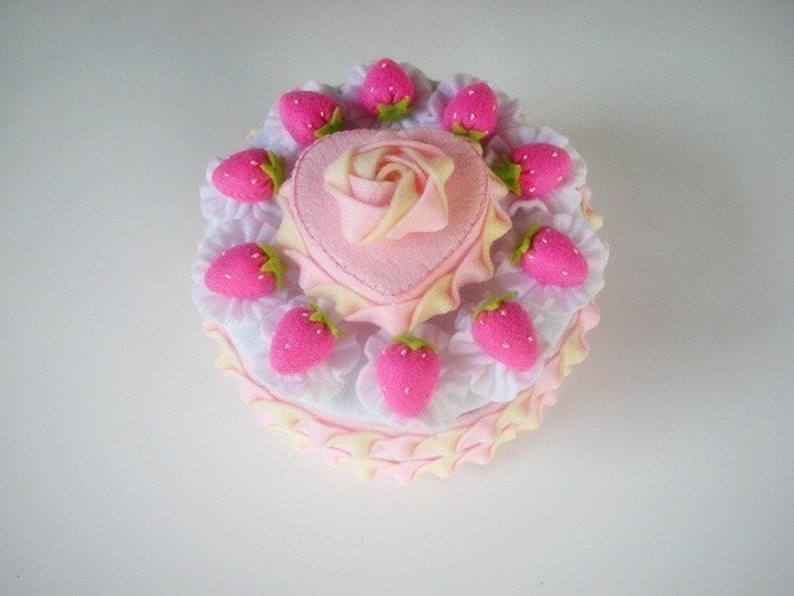 Sweet Valentine Cake set 2 Felt Sewing Pattern PDF image 1