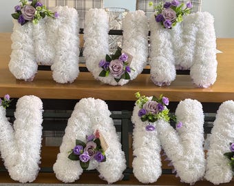 Artificial Funeral Wreath for MUM or 3-Letter Word, Weatherproof Cemetery Tribute