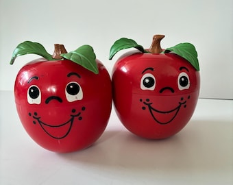 Giocattolo vintage Fisher Price Happy Apples Roly Chime del 1973