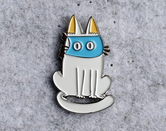 Masked cat -  enamel pin badge