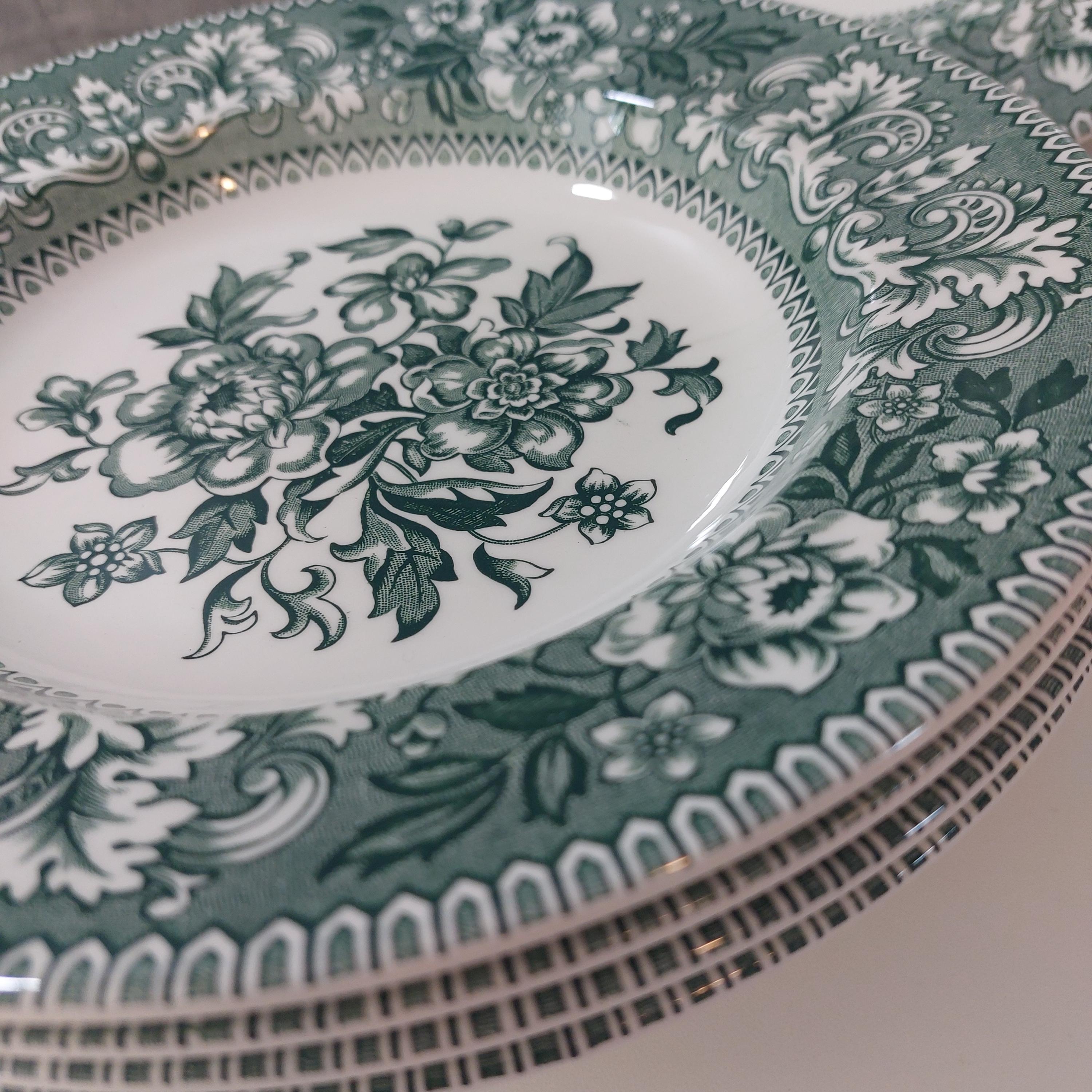 Vintage Wood & Sons | Westminster | Large Deep Plate | Green