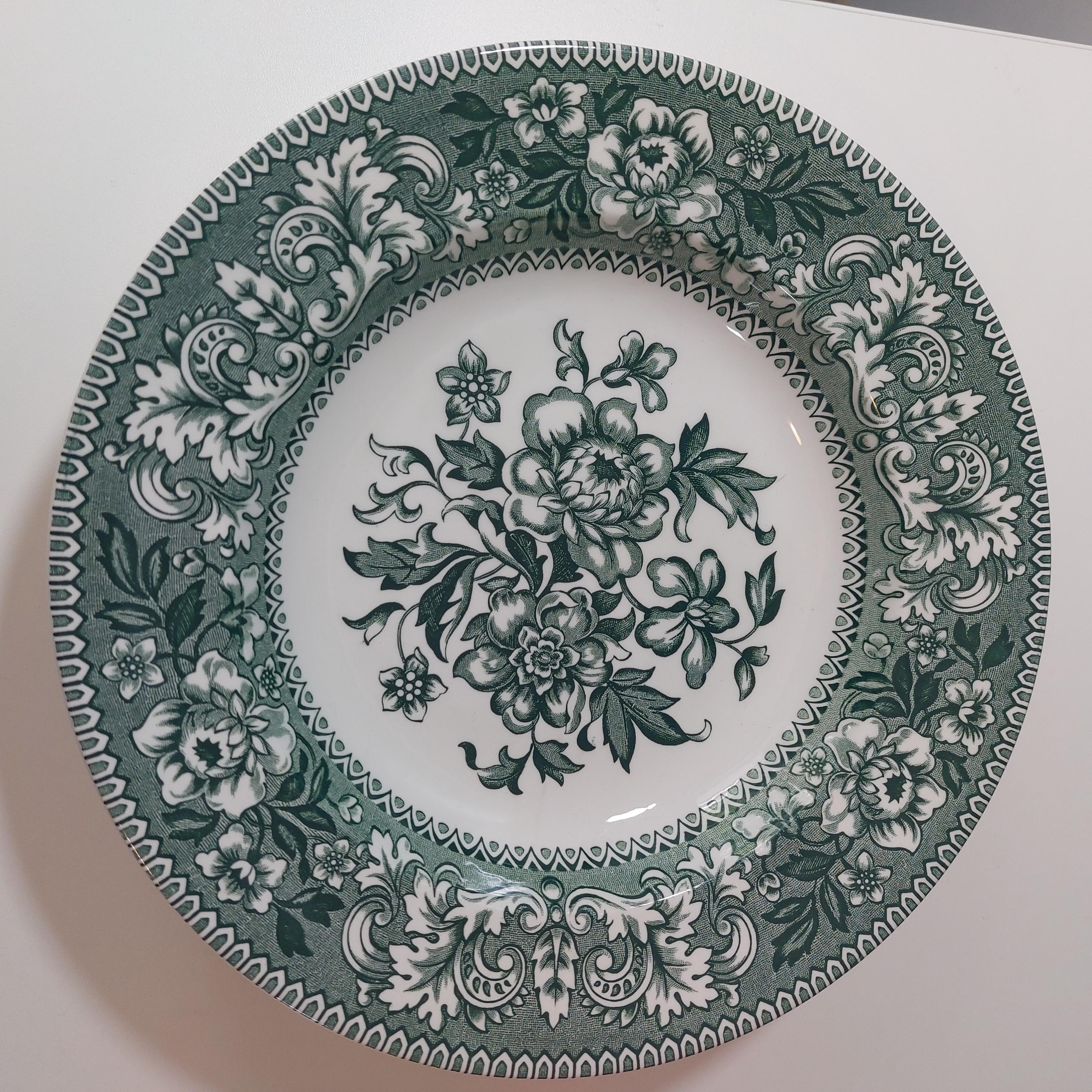 Vintage Wood & Sons | Westminster | Large Deep Plate | Green