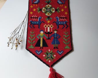 Lovely Vintage Norwegian | Embroidery | Bell Pull | Folk Art | Retro Decoration | Tapestry | 1970s |