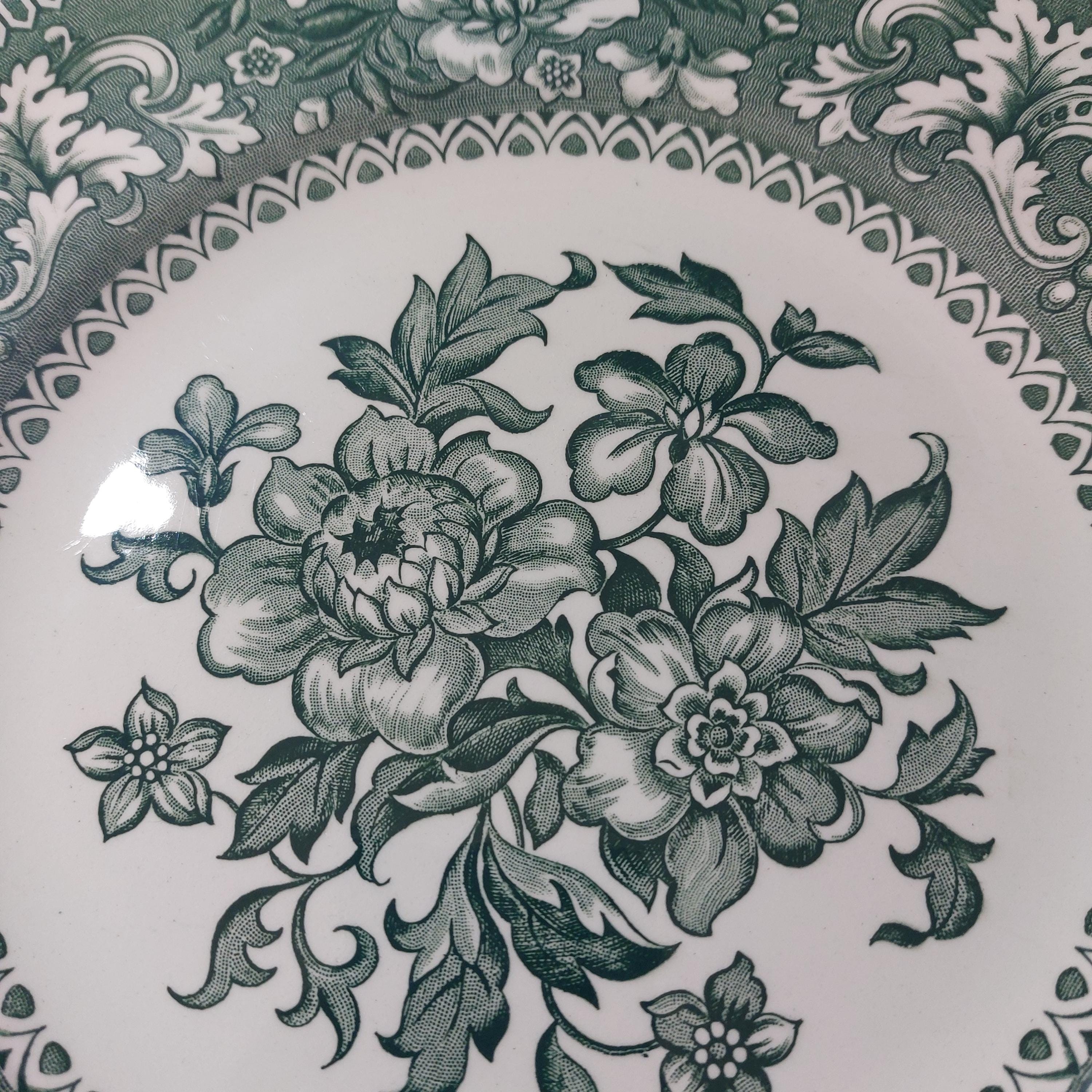 Vintage Wood & Sons | Large Dinner Plate | Westminster | Green