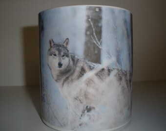 11 OZ. Gray wolf ceramic coffee mug