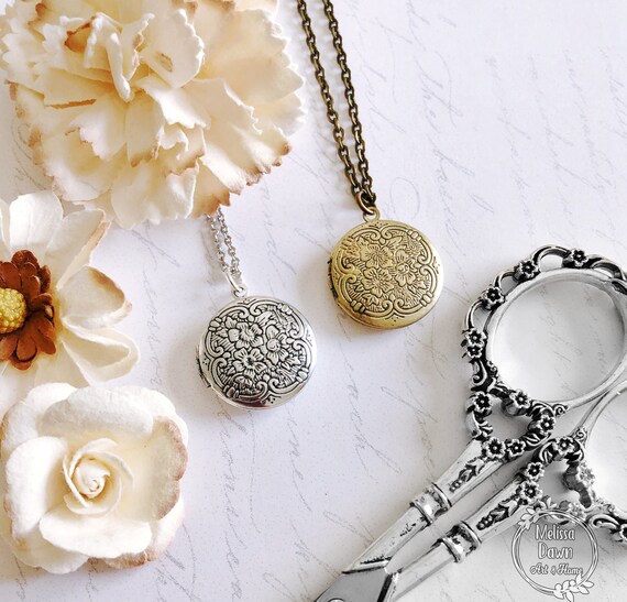 Vintage Photo Locket With Real Flowers Tiny Locket Necklace 