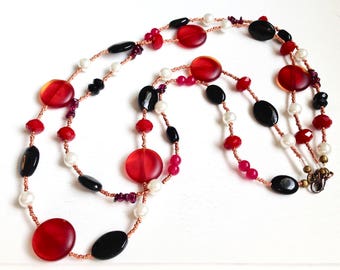 Women Jewelry Necklace/ Handmade Bead Necklace/ Black and Red Necklace Colorful Bead Necklace for Women/ Multi Strand Necklace