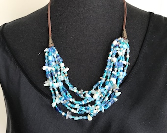 Blauwe aquamarijn slabbetje ketting, handgemaakte multi-streng ketting voor vrouwen, statement one of a kind sieraden, boho chic sieraden